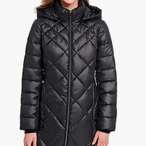 Andrew Marc Black Lightweight Packable Puffer Coat Women’s Medium